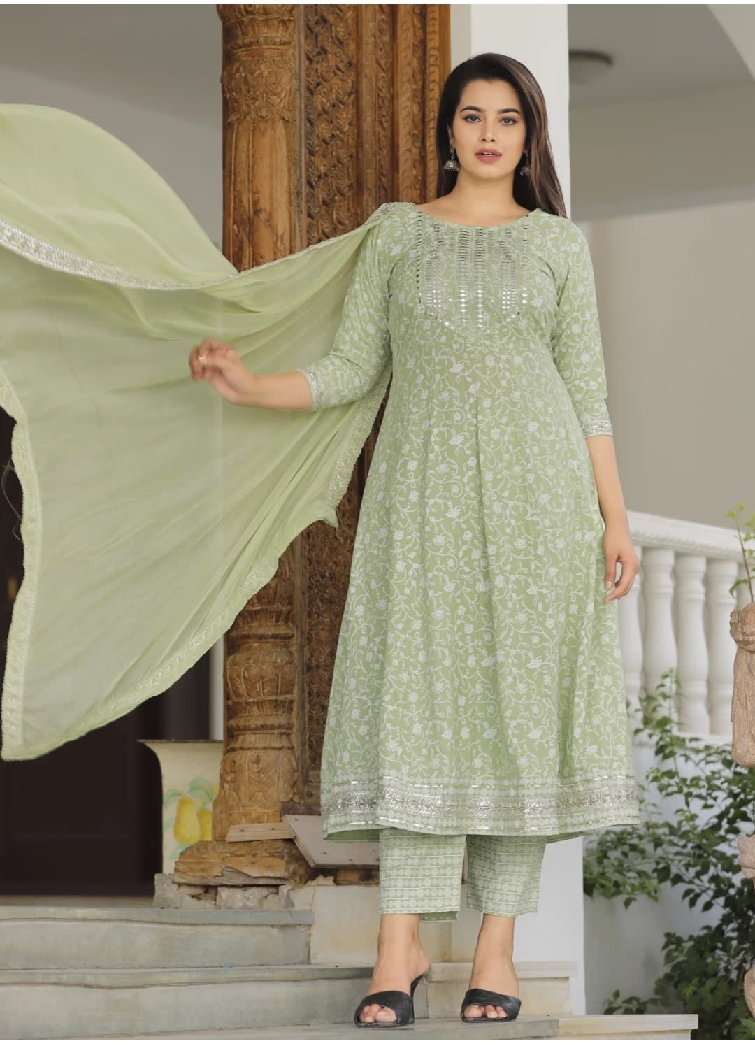 Green Heavy Rayon Classic Kurta Set