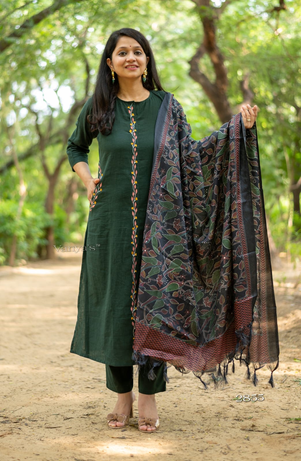 Green Elegant 3-Piece A-Line Suit Set With Handloom Cotton And Khadi Silk Dupatta