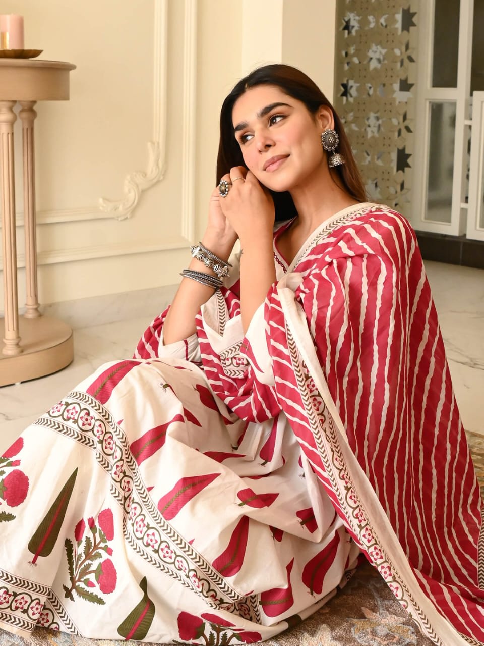 Sawan 3 piece set red