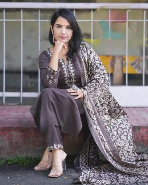 Brown 3 piece suit