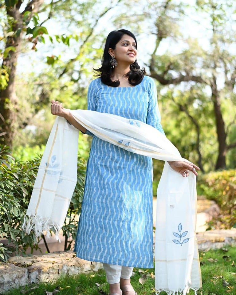 Elegant Handloom Cotton Suit Set with Embroidered Chanderi Dupatta