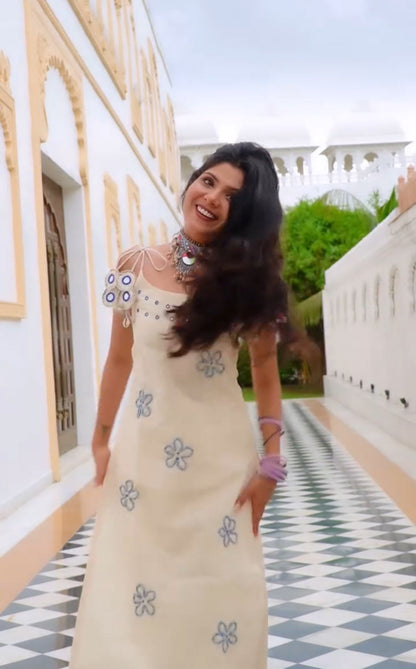 Kurti With Applique Floral Detailing