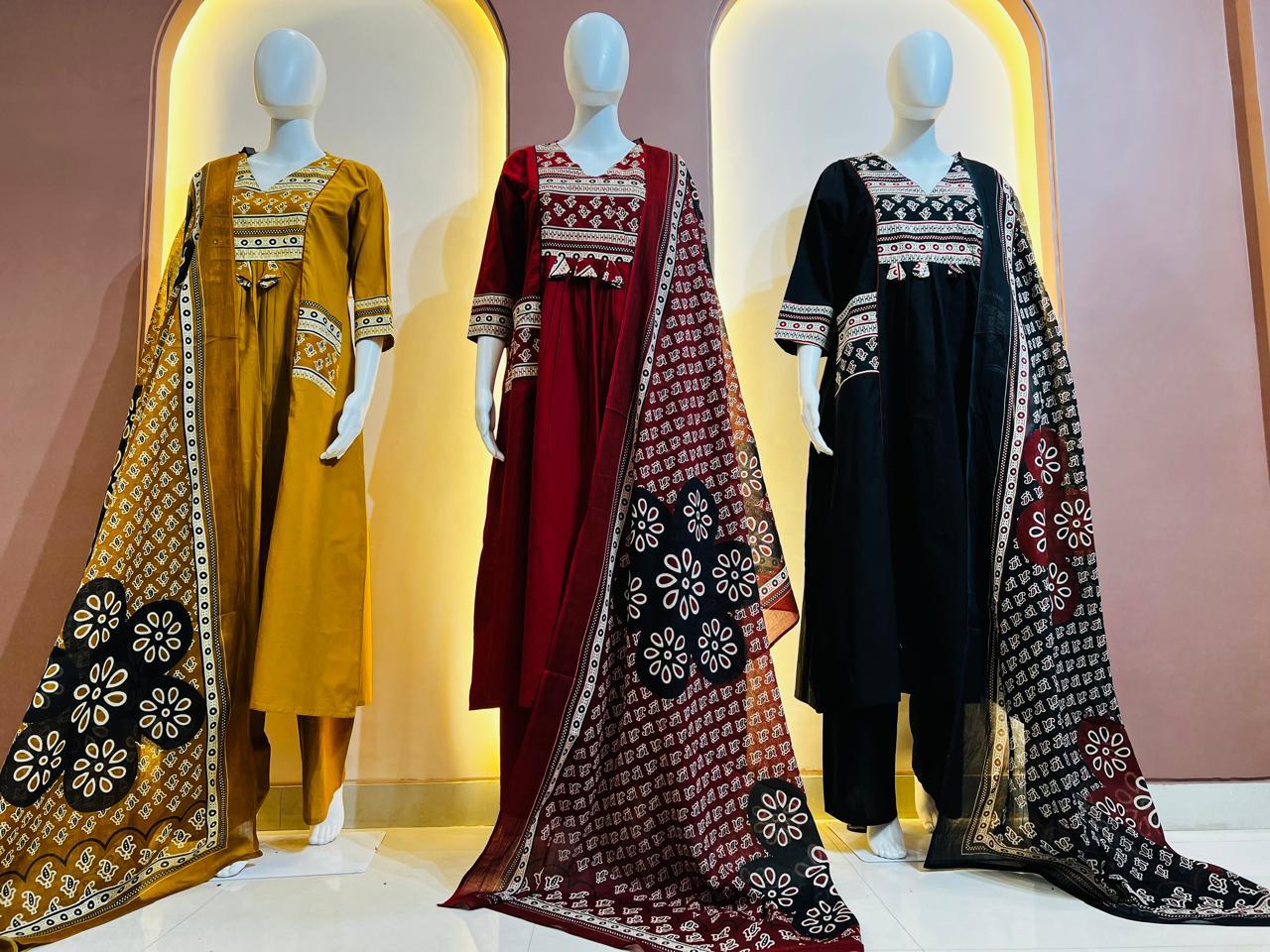 Women's Black Block Print A-Line Suit Set