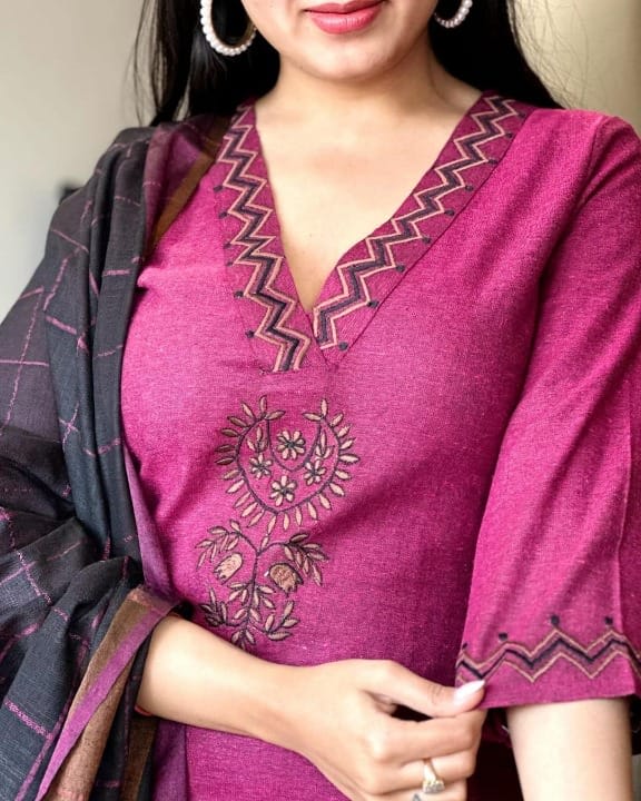 Wine Khadi Cotton Kurti Set  With Linen Dupatta  For Women